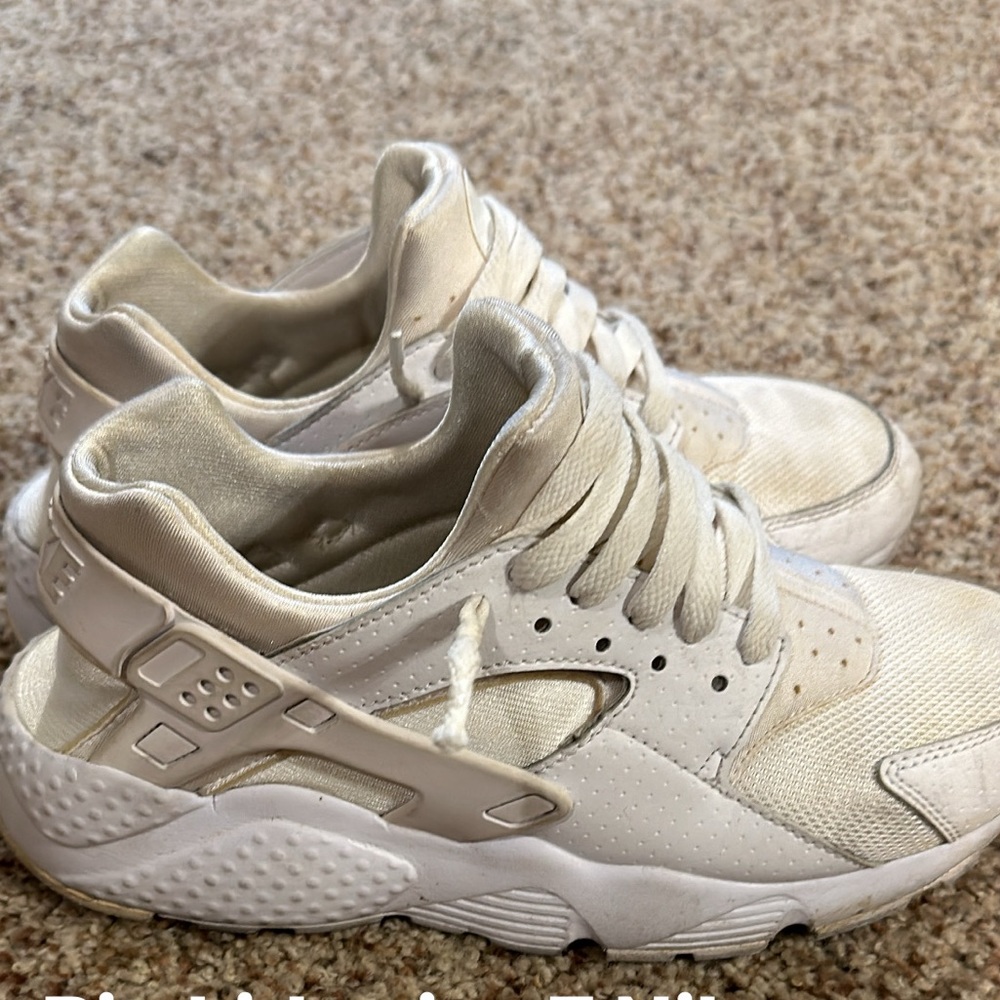 Nike Air Huarache Run Size 7 Youth